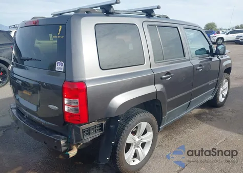 2017 Jeep Patriot Latitude 4X4 z USA, uszkodzony, nr VIN 1C4NJRFB4HD175436